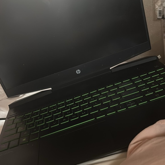 HP Computer - Picture 2 of 3